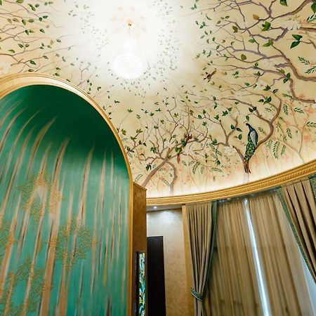 Khan-Chinar Hotel ドニプロペトロウシク エクステリア 写真